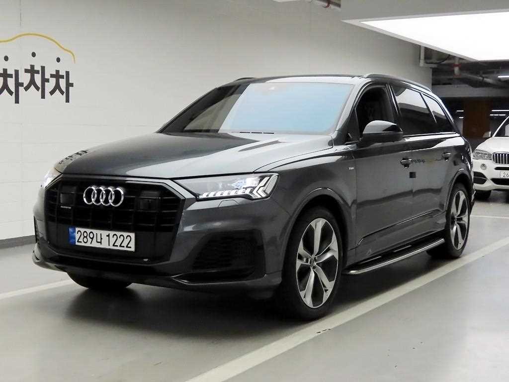 아우디 Q7 Q7 (4M) 55 TFSI 콰트로 프리미엄 이미지 2