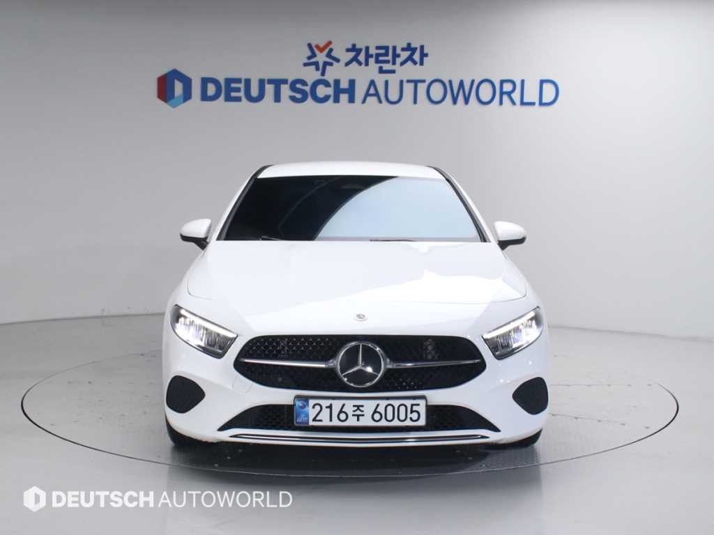 벤츠 A 클래스 A클래스 W177 A220 세단 이미지 3