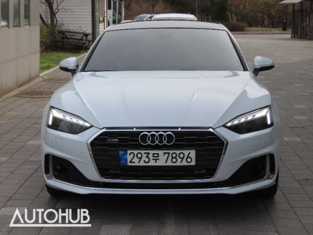 아우디 A5 A5 (F5) 40 TFSI 콰트로 스포트백 이미지 1