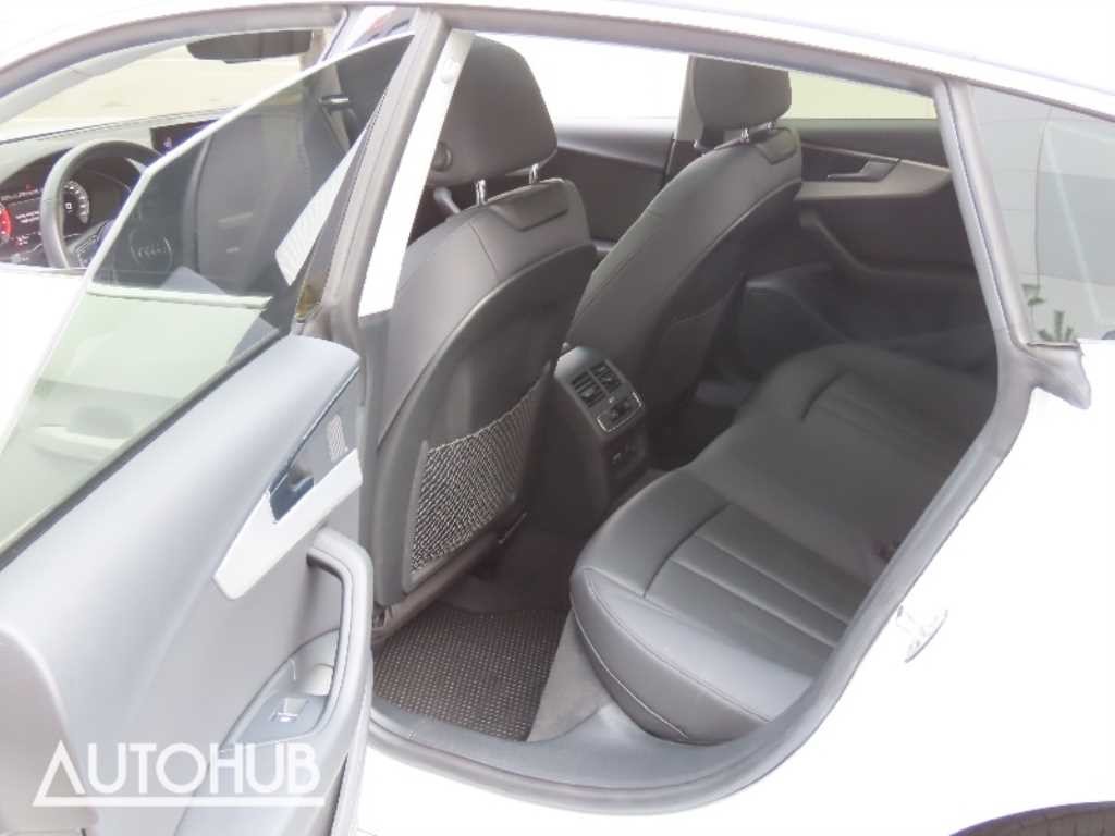 아우디 A5 A5 (F5) 40 TFSI 콰트로 스포트백 이미지 15