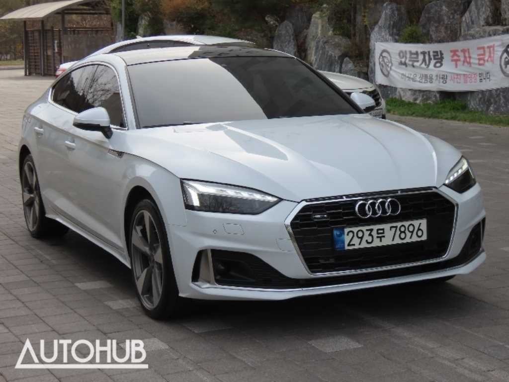 아우디 A5 A5 (F5) 40 TFSI 콰트로 스포트백 이미지 2