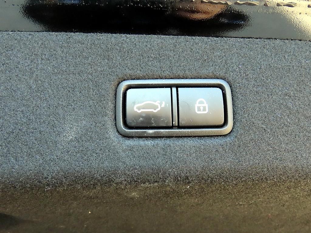 기아 K9 더 K9 3.8 GDI AWD 그랜드 플래티넘 이미지 17