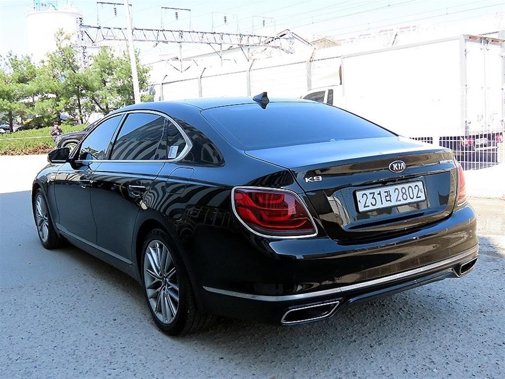 기아 K9 더 K9 3.8 GDI AWD 그랜드 플래티넘 이미지 3
