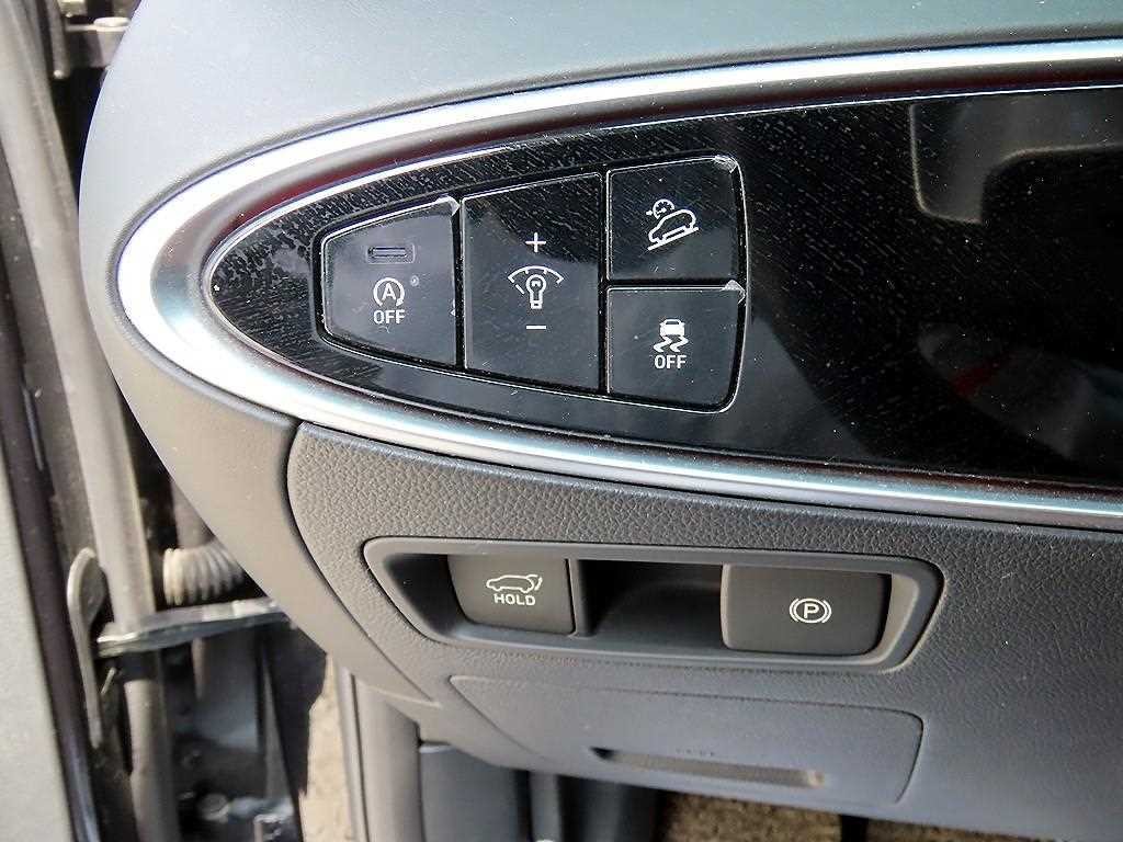 제네시스 GV70 2.2 디젤 2WD 이미지 12