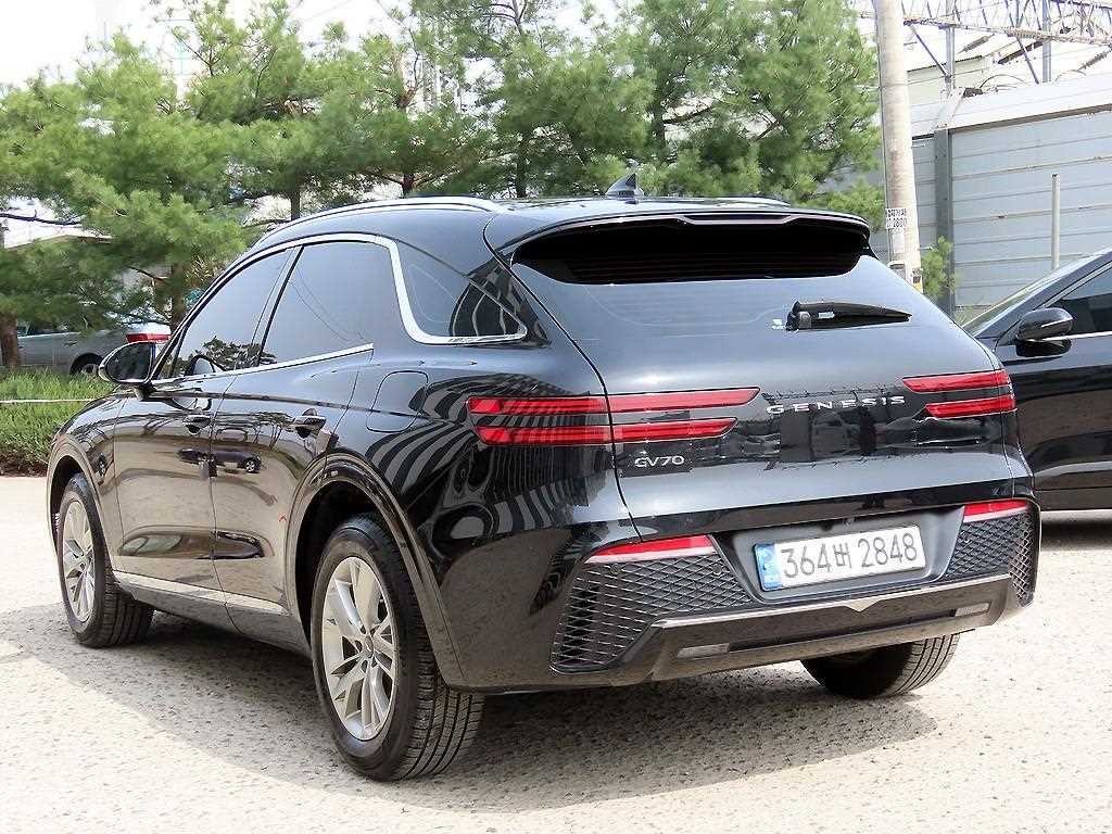 제네시스 GV70 2.2 디젤 2WD 이미지 3