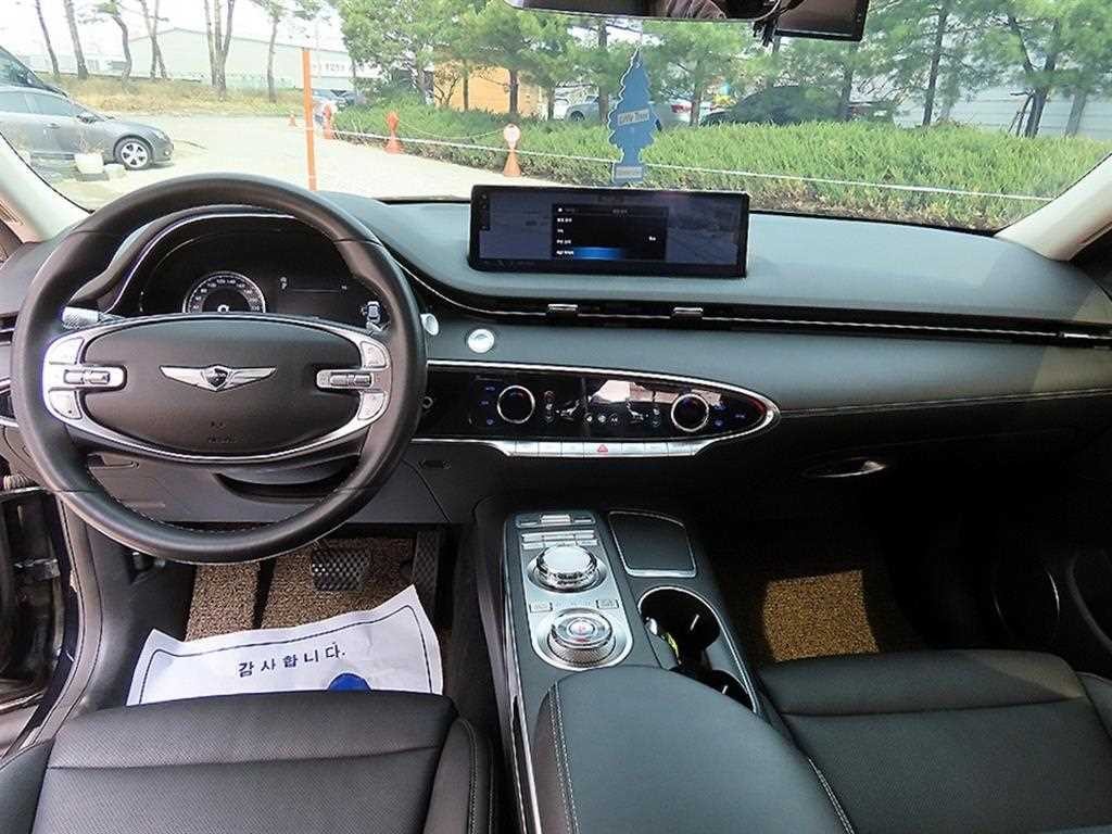 제네시스 GV70 2.2 디젤 2WD 이미지 7