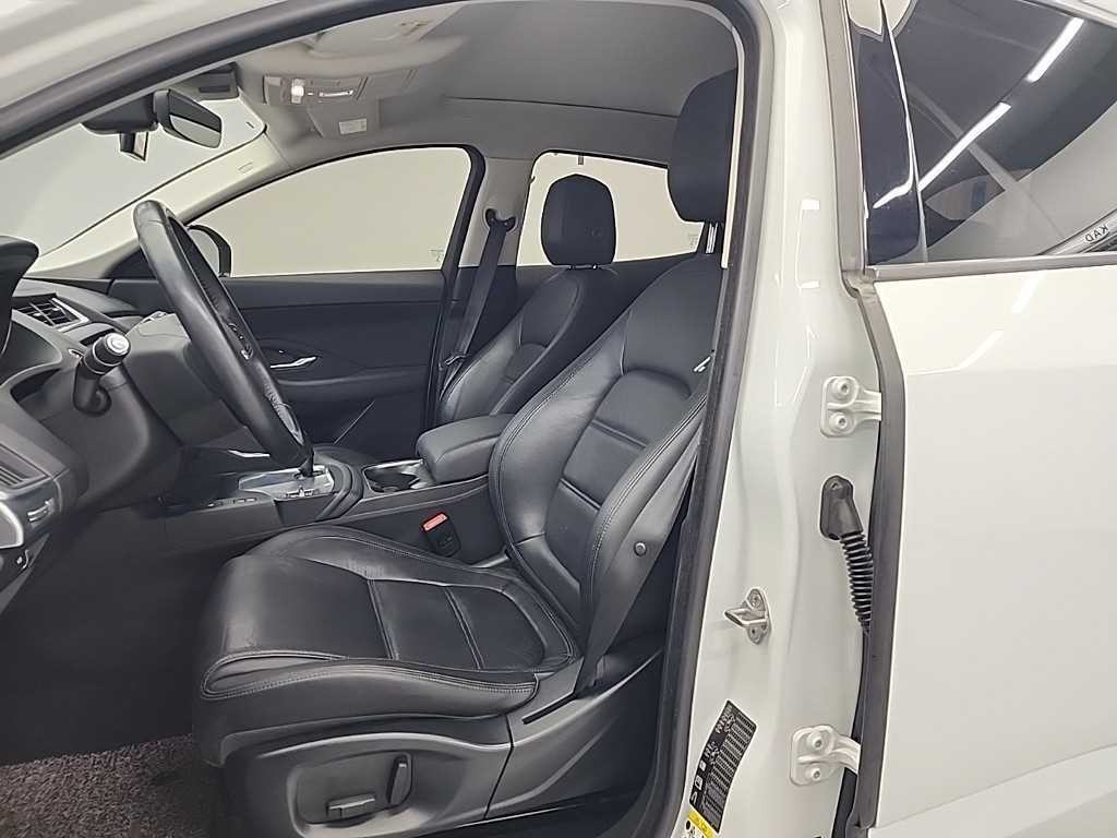 재규어 E-PACE P250 S 이미지 11