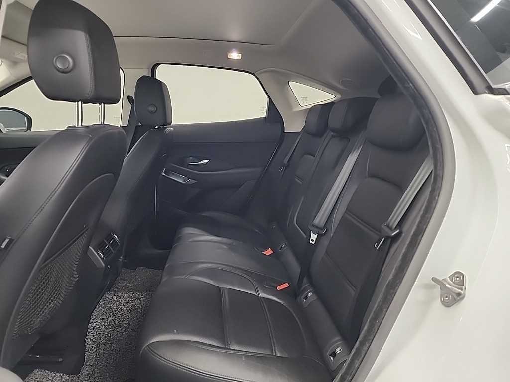 재규어 E-PACE P250 S 이미지 12