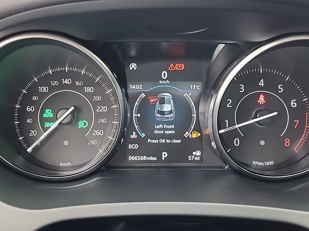 재규어 E-PACE P250 S 이미지 6