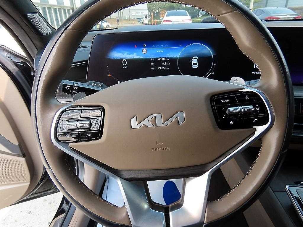 기아 K8 2.5 2WD 시그니처 이미지 8