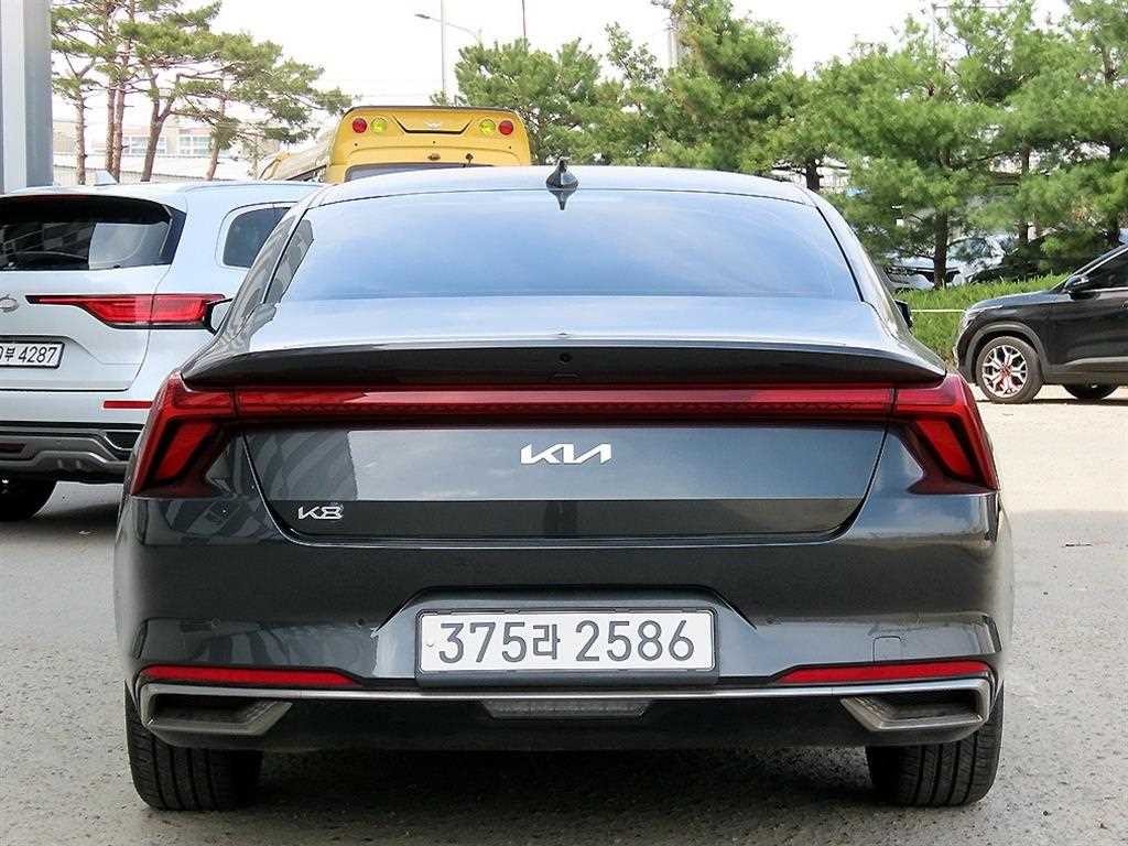 기아 K8 2.5 2WD 노블레스 이미지 4