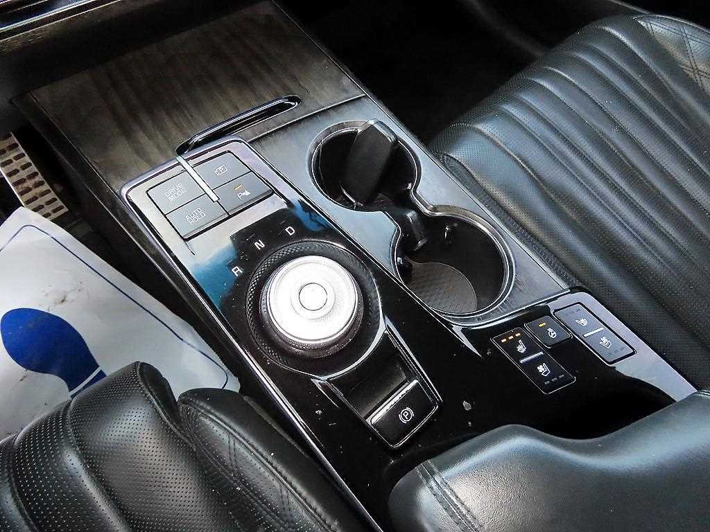 기아 K8 2.5 2WD 시그니처 이미지 11