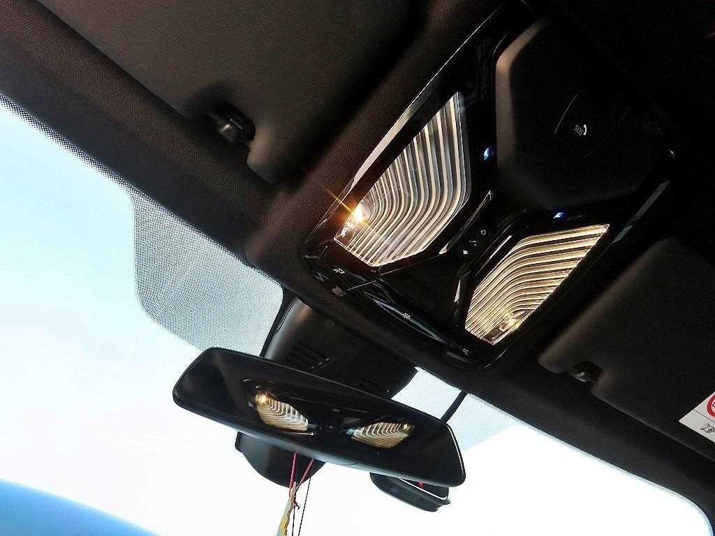 BMW 3시리즈 3시리즈 (G20) 320e M 스포츠 이미지 15