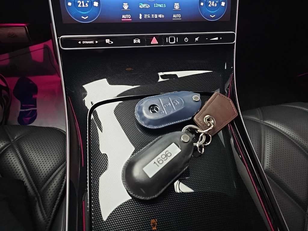 벤츠 S 클래스 S클래스-W223 마이바흐 S580 4MATIC 이미지 10