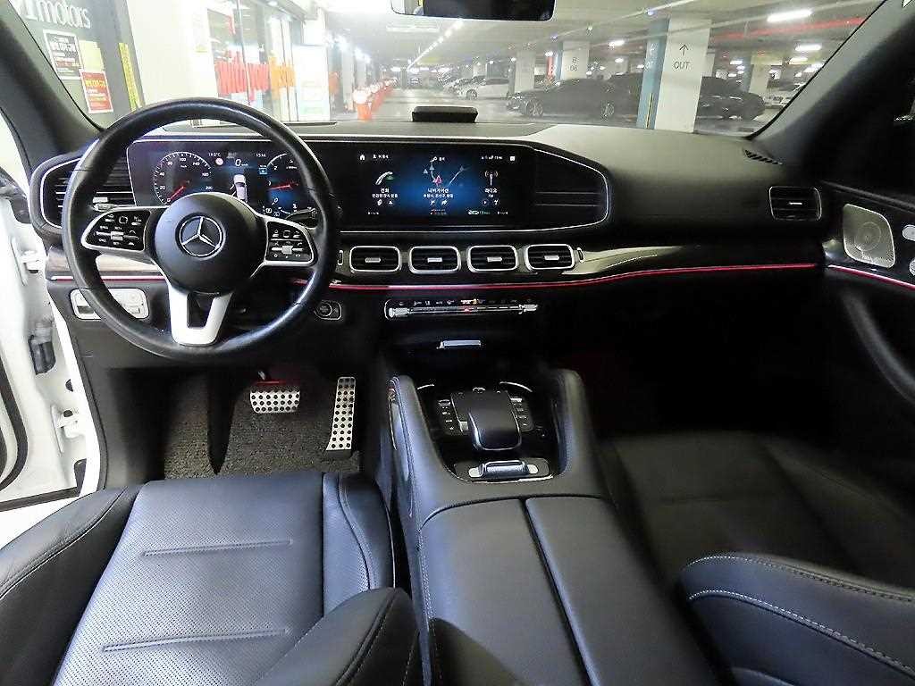 벤츠 GLE 클래스 GLE 클래스 W167 GLE 400d 4MATIC 쿠페 이미지 10
