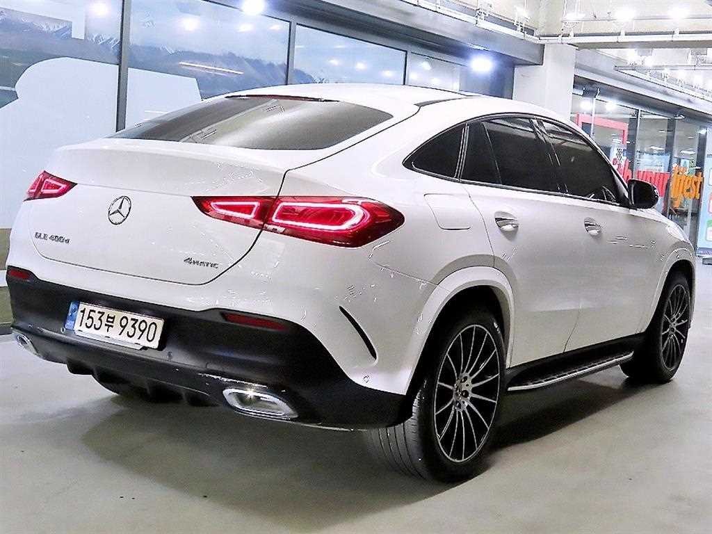 벤츠 GLE 클래스 GLE 클래스 W167 GLE 400d 4MATIC 쿠페 이미지 4