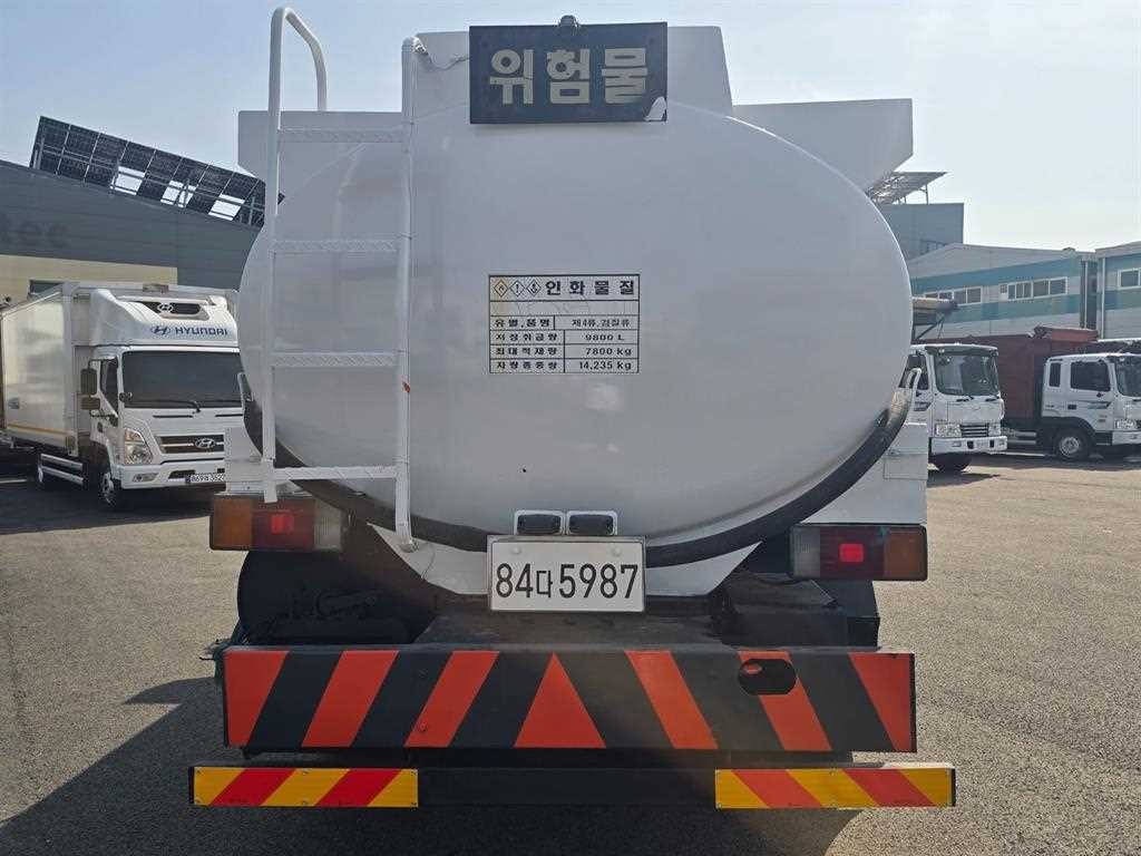 중대형화물 로리 탱크로리 5톤 이미지 4