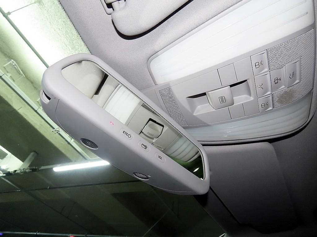 벤츠 E 클래스 E-클래스 W212 E200 CGI 아방가르드 이미지 16