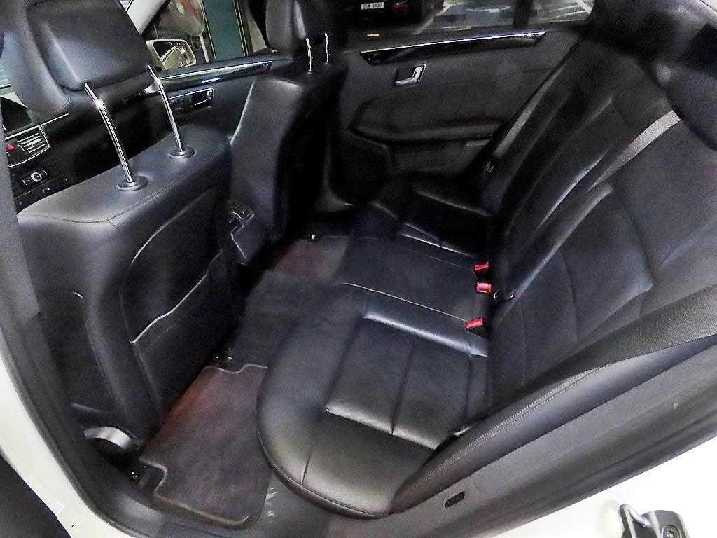 벤츠 E 클래스 E-클래스 W212 E200 CGI 아방가르드 이미지 7