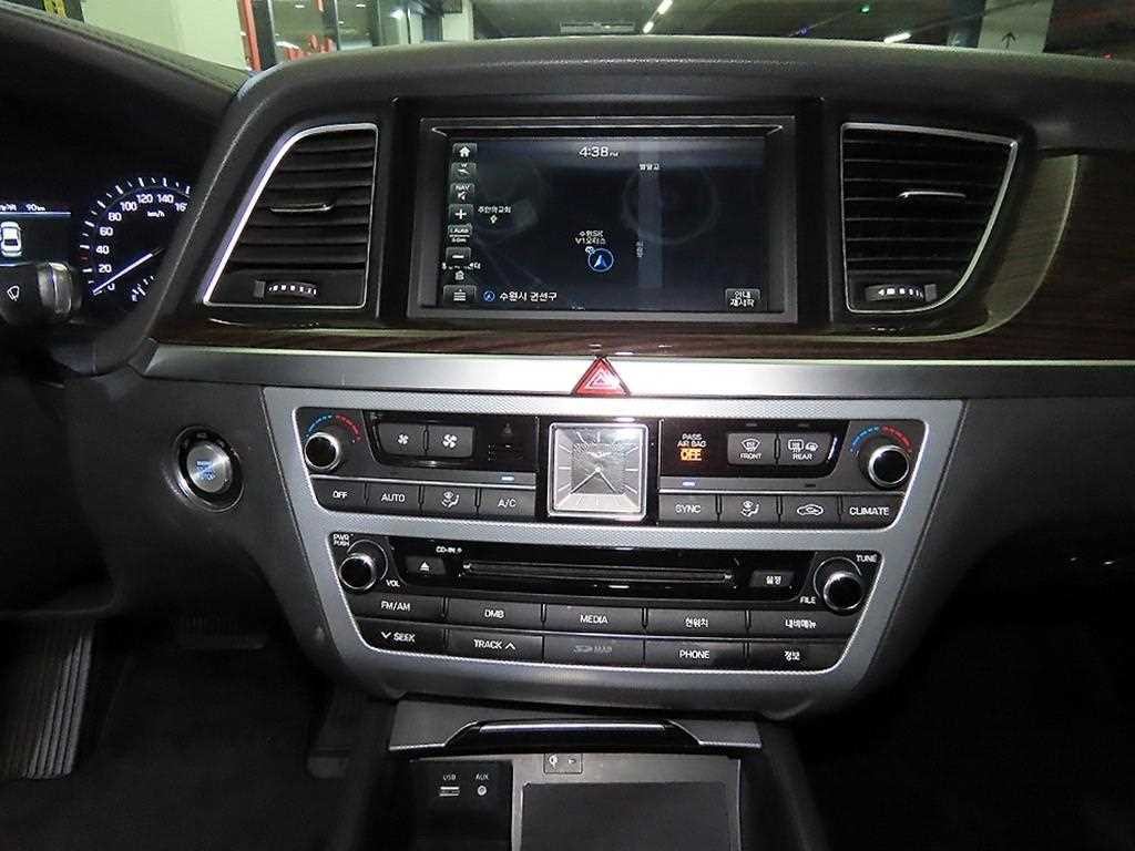 제네시스 G80 3.3 GDI AWD 럭셔리 이미지 11