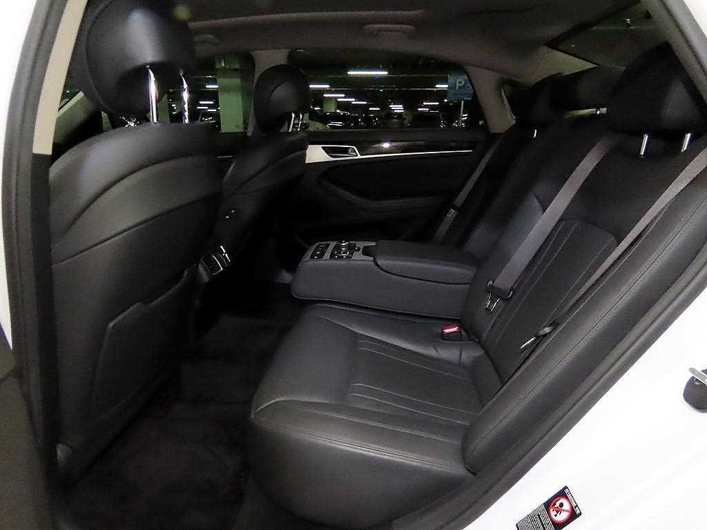 제네시스 G80 3.3 GDI AWD 럭셔리 이미지 7