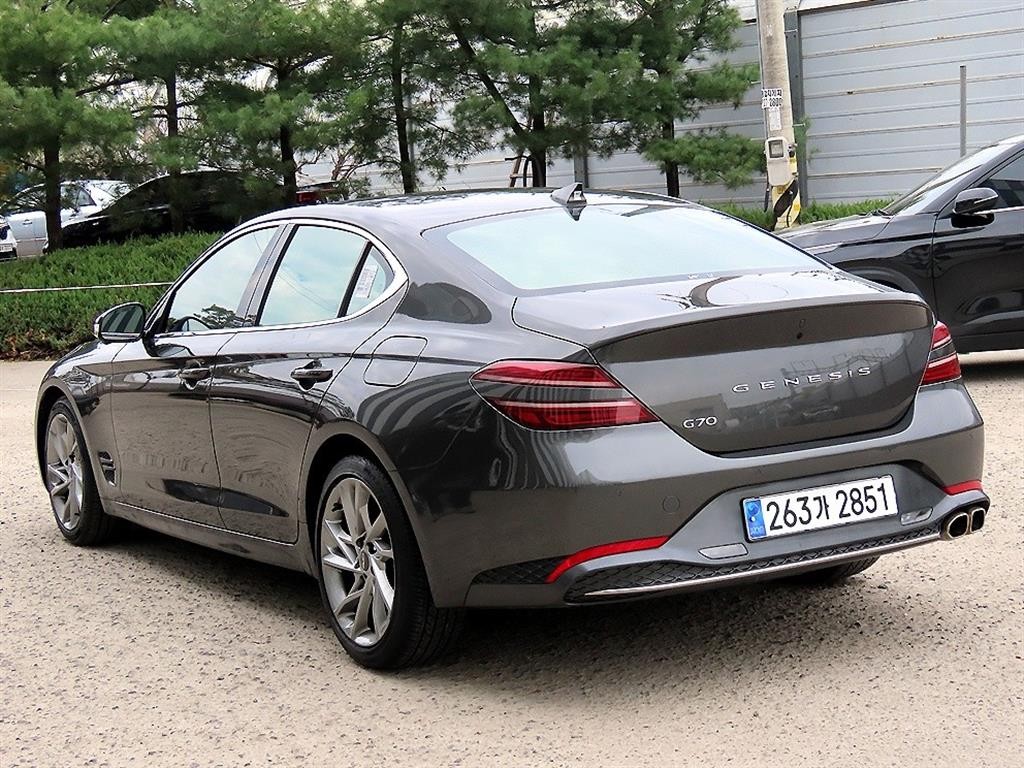 제네시스 G70 더 뉴 G70 가솔린 2.0T 2WD 이미지 3