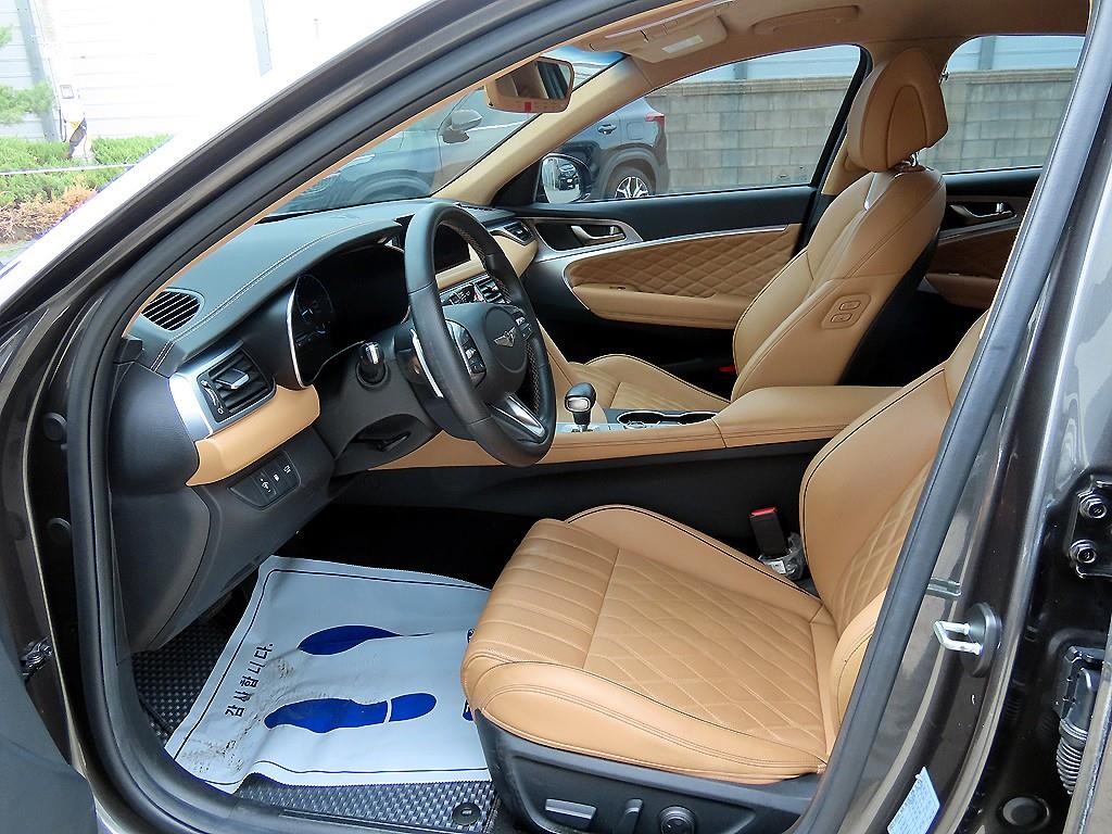 제네시스 G70 더 뉴 G70 가솔린 2.0T 2WD 이미지 5