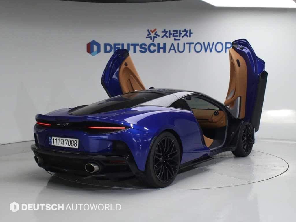맥라렌 GT 4.0 V8 쿠페 이미지 2