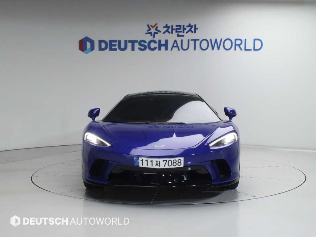 맥라렌 GT 4.0 V8 쿠페 이미지 3
