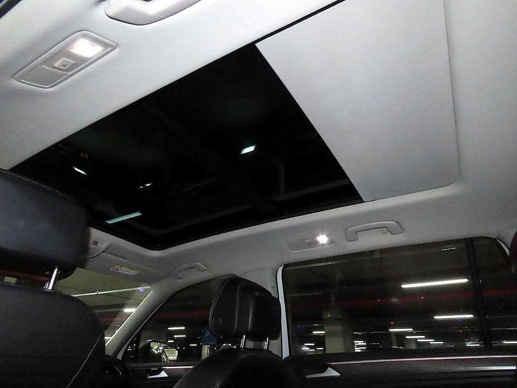 폭스바겐 티구안 티구안 올스페이스 2.0 TSI 프레스티지 이미지 15