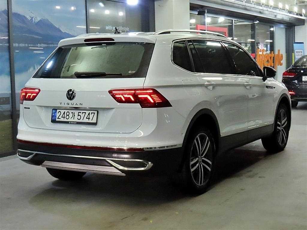 폭스바겐 티구안 티구안 올스페이스 2.0 TSI 프레스티지 이미지 4