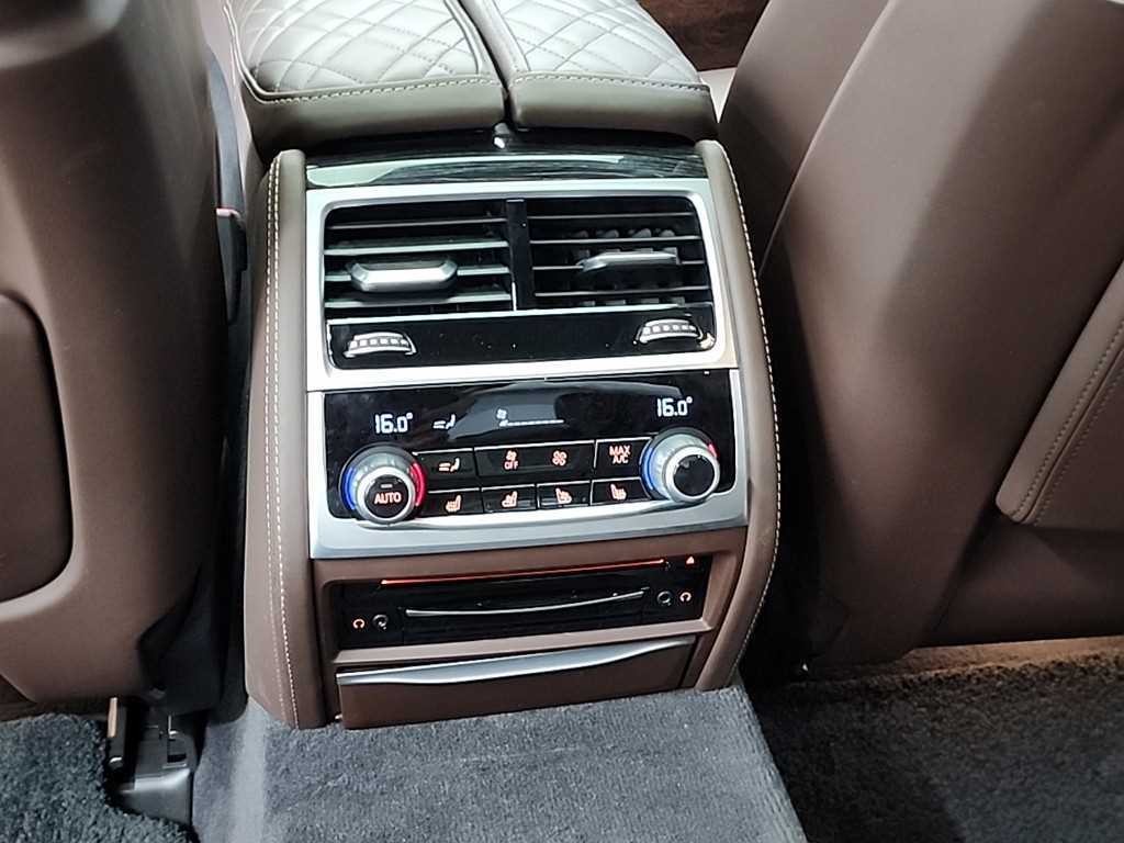 BMW 7시리즈 7시리즈 (G11) 740Li xDrive M SPORT 스포츠 이미지 14