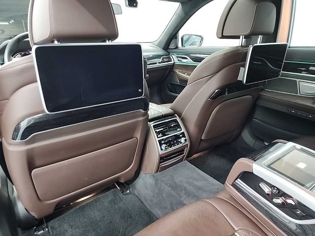 BMW 7시리즈 7시리즈 (G11) 740Li xDrive M SPORT 스포츠 이미지 16