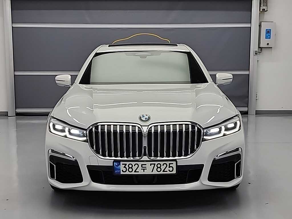 BMW 7시리즈 7시리즈 (G11) 740Li xDrive M SPORT 스포츠 이미지 3