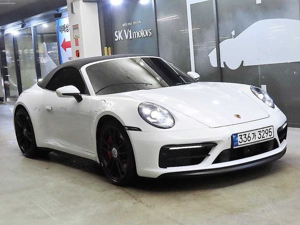포르쉐 911 911(992) 카레라 GTS 카브리올레 이미지 1