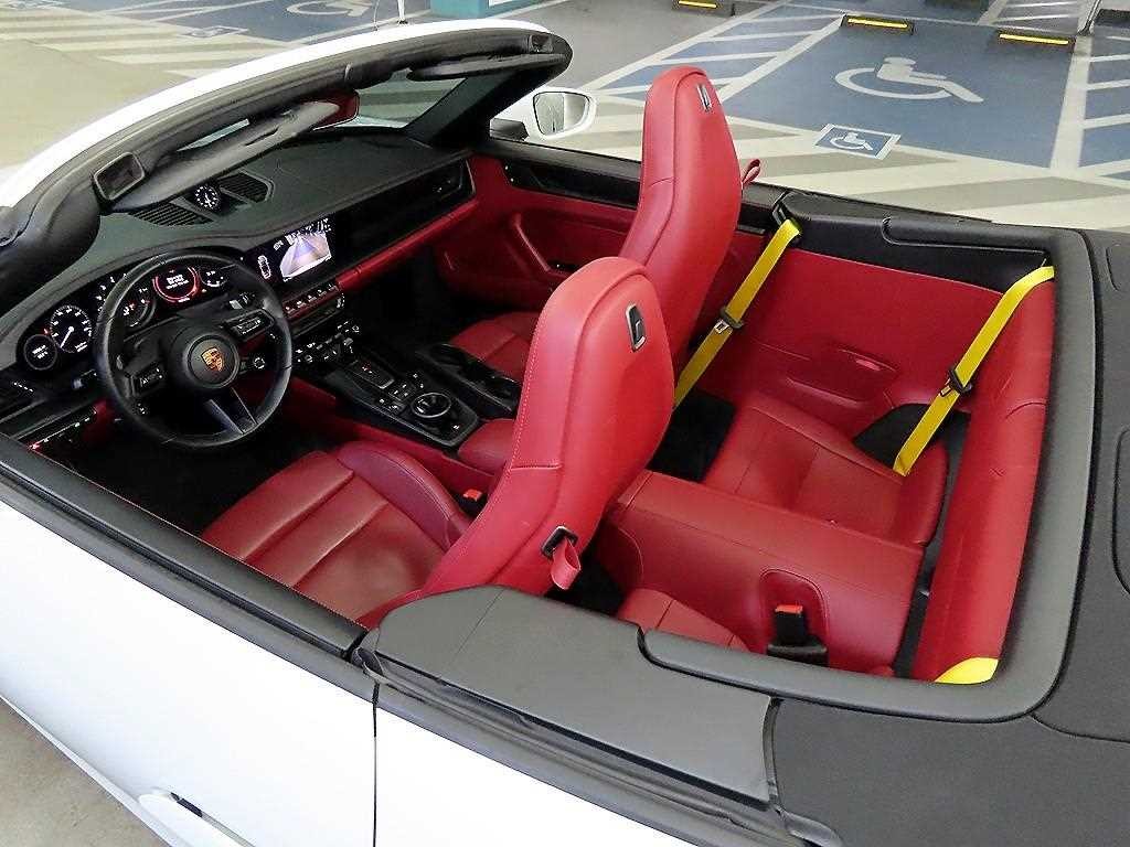 포르쉐 911 911(992) 카레라 GTS 카브리올레 이미지 10