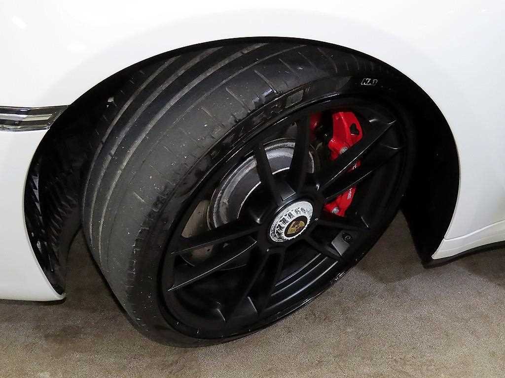 포르쉐 911 911(992) 카레라 GTS 카브리올레 이미지 20