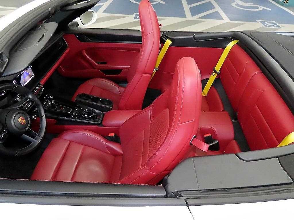 포르쉐 911 911(992) 카레라 GTS 카브리올레 이미지 9