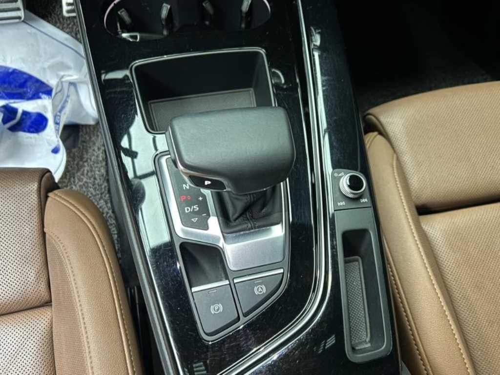 아우디 A4 A4 (B9) 40 TFSI 프리미엄 이미지 9