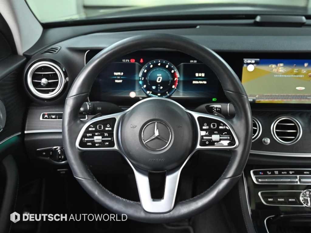 벤츠 E 클래스 E-클래스 W213 E300 4MATIC 아방가르드 이미지 13