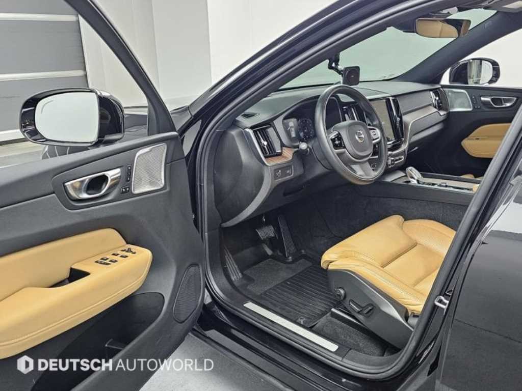 볼보 XC60 XC60(2세대) B5 AWD 인스크립션 이미지 11