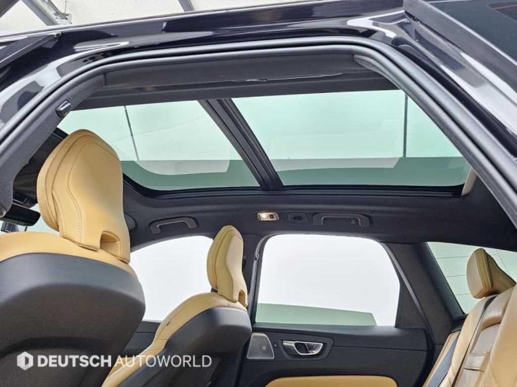 볼보 XC60 XC60(2세대) B5 AWD 인스크립션 이미지 18