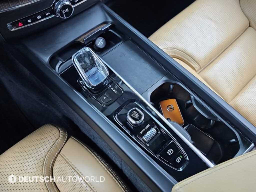 볼보 XC60 XC60(2세대) B5 AWD 인스크립션 이미지 9