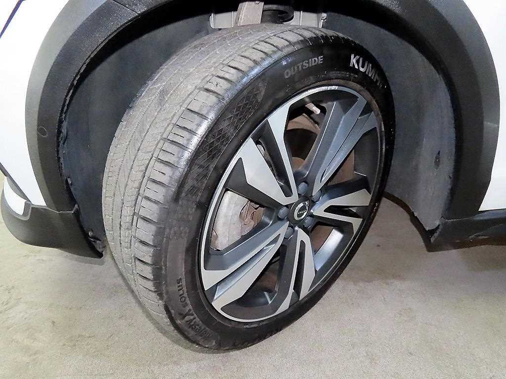 볼보 V60 V60 크로스 컨트리 2세대 2.0 B5 프로 AWD 이미지 20