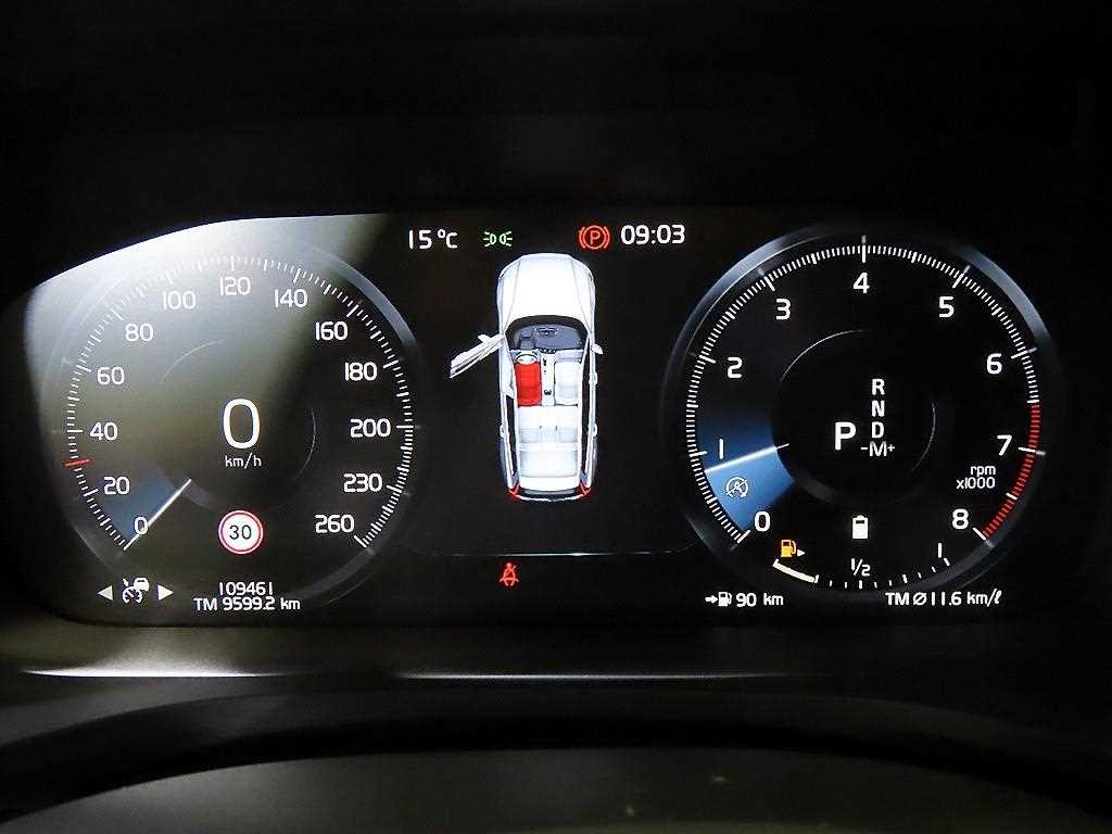 볼보 V60 V60 크로스 컨트리 2세대 2.0 B5 프로 AWD 이미지 9