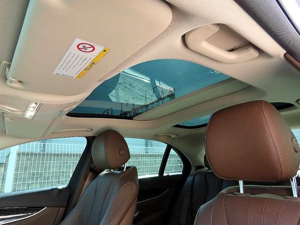 벤츠 E 클래스 E-클래스 W213 E450 4MATIC 익스클루시브 이미지 16