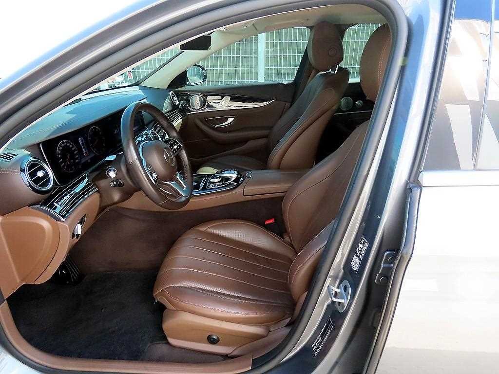벤츠 E 클래스 E-클래스 W213 E450 4MATIC 익스클루시브 이미지 5