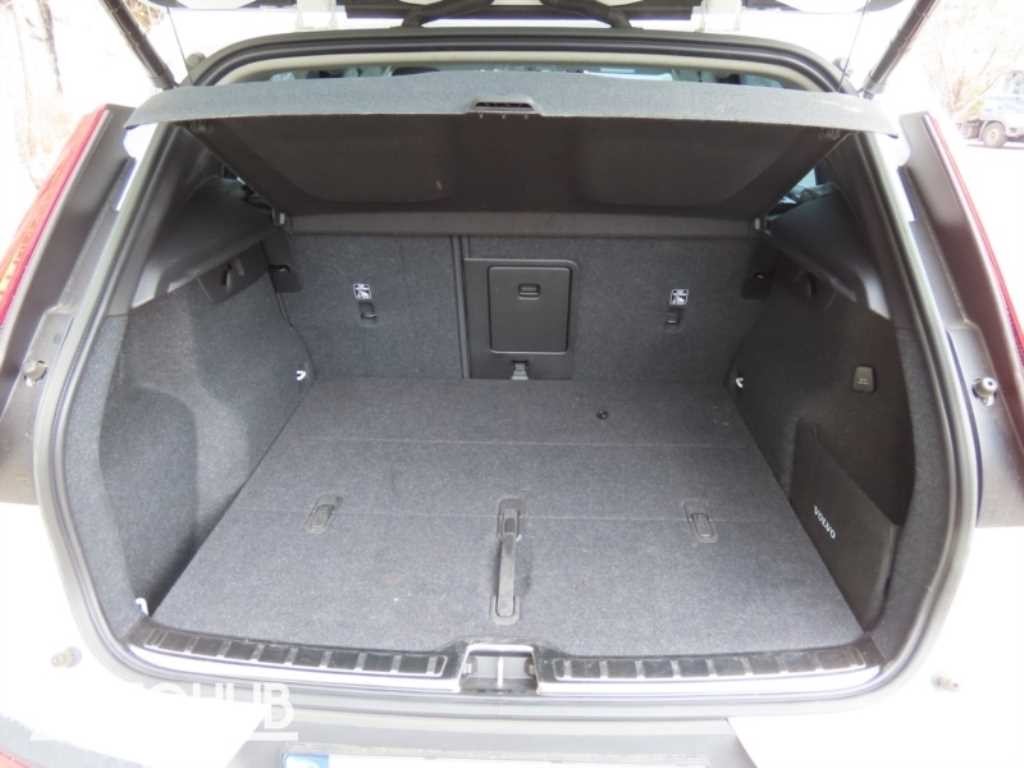 볼보 XC40 B4 AWD 얼티메이트 브라이트 이미지 19