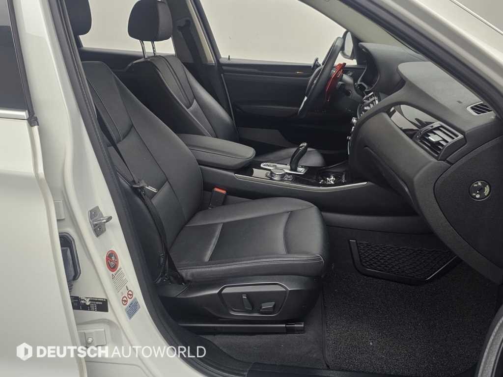 BMW X4 X4 (F26) xDrive 20d 이미지 10