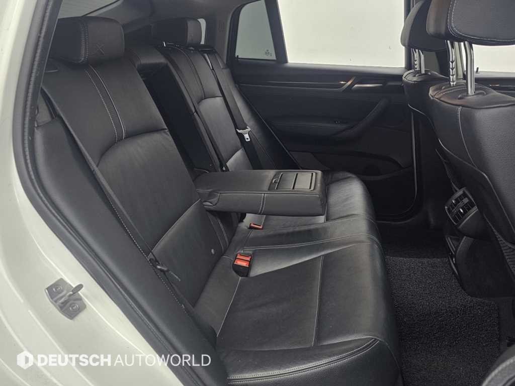 BMW X4 X4 (F26) xDrive 20d 이미지 12